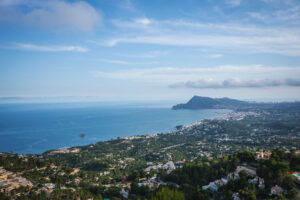 Meerblick-Grundstück in Altea